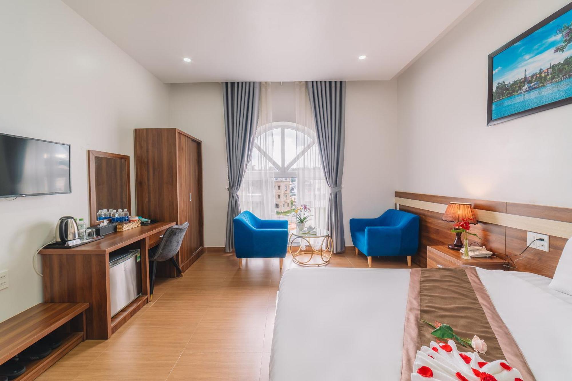 Anh Duc Hotel Da Lat City Экстерьер фото