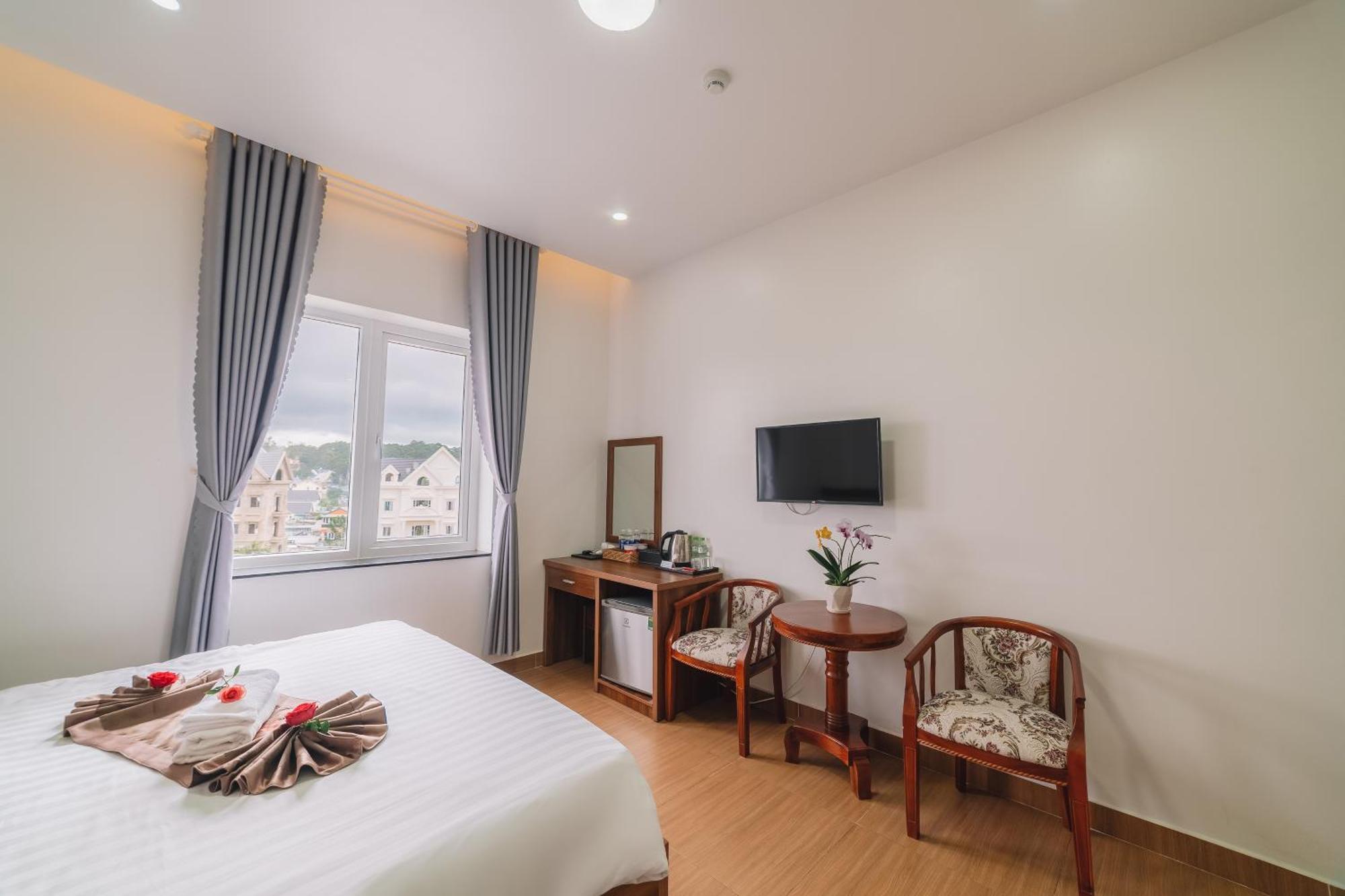 Anh Duc Hotel Da Lat City Экстерьер фото