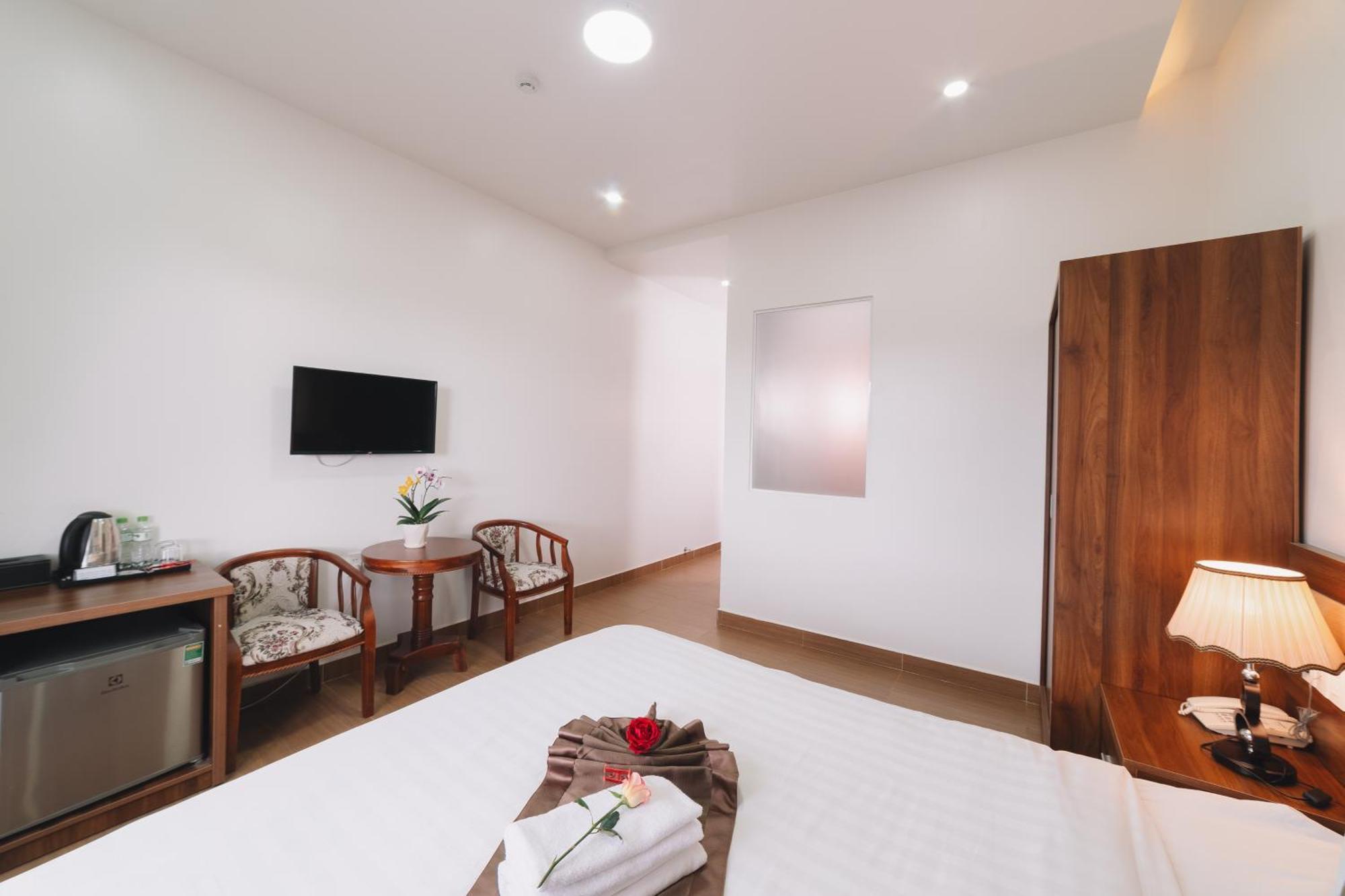 Anh Duc Hotel Da Lat City Экстерьер фото